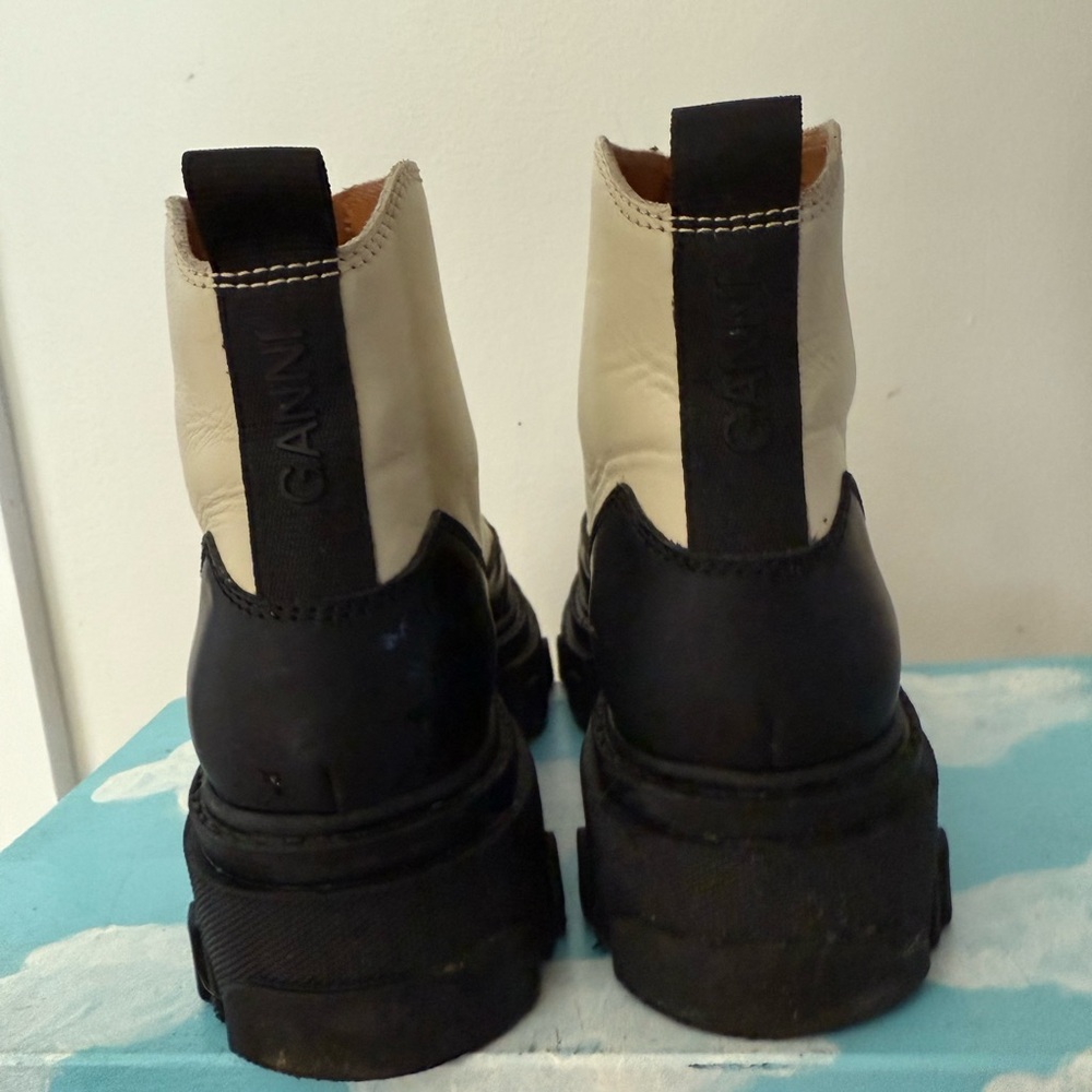 GANNI POLIDO ANKLE  BOOT - EGRET - Picture 5 of 5